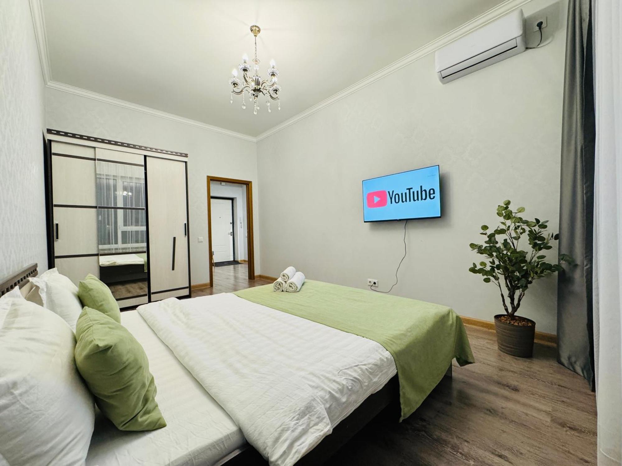 50 Gagarin Park Apartment Almaty